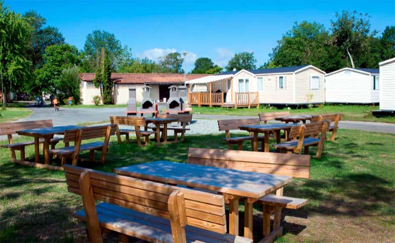 Camping Les Catalpas